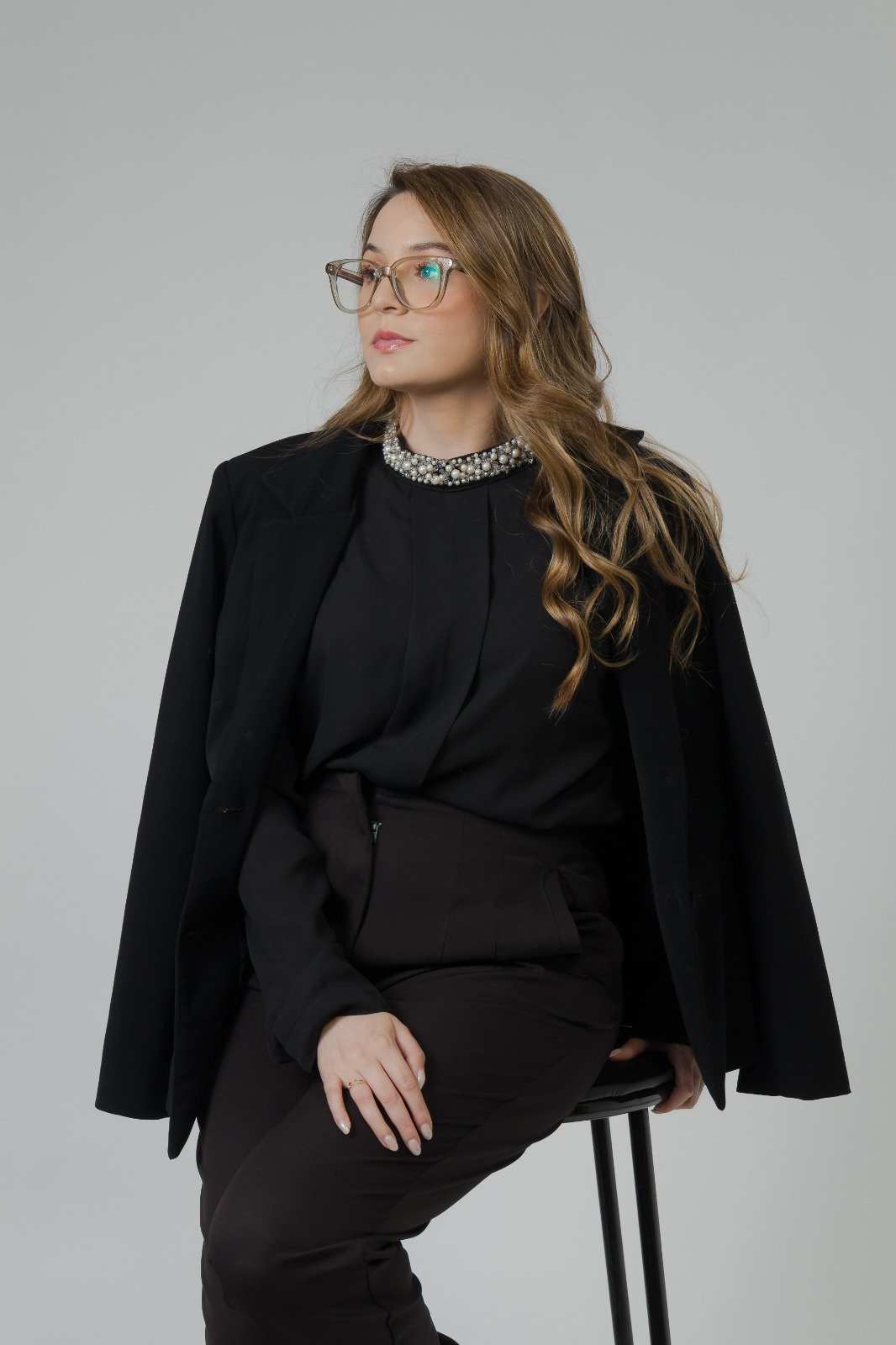 Dra. Bianca Nascimento em ensaio corporativo — advocacia acolhedora e estratégica
